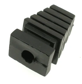 Odgiętka duża do obudowy KM-67 - średnica otworu 5mm - czarna